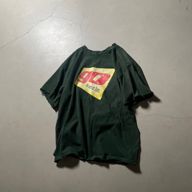 Gildan 90’s Vintage Printed T-shirt