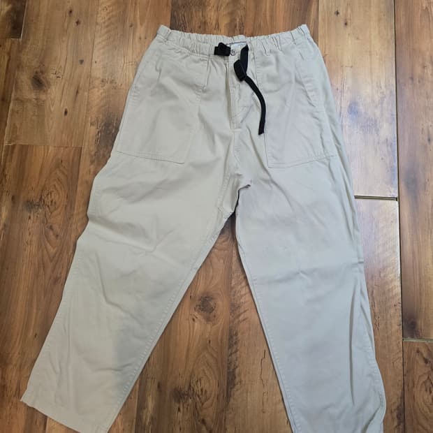 그라미치 바지 판매합니다 