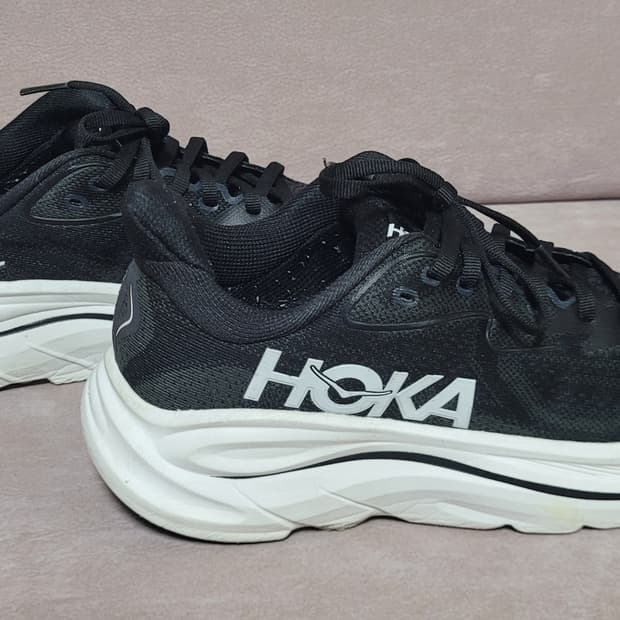 HOKA 호카 클리프톤 10 런닝화
