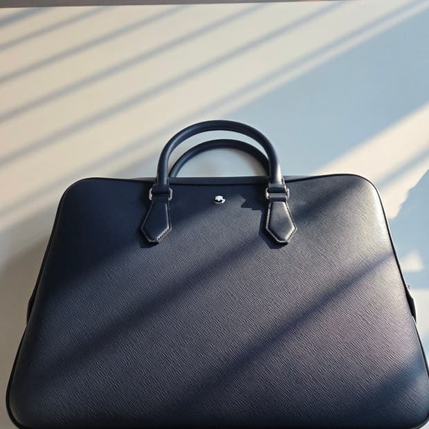 몽블랑 사토리얼 씬 도큐먼트케이스