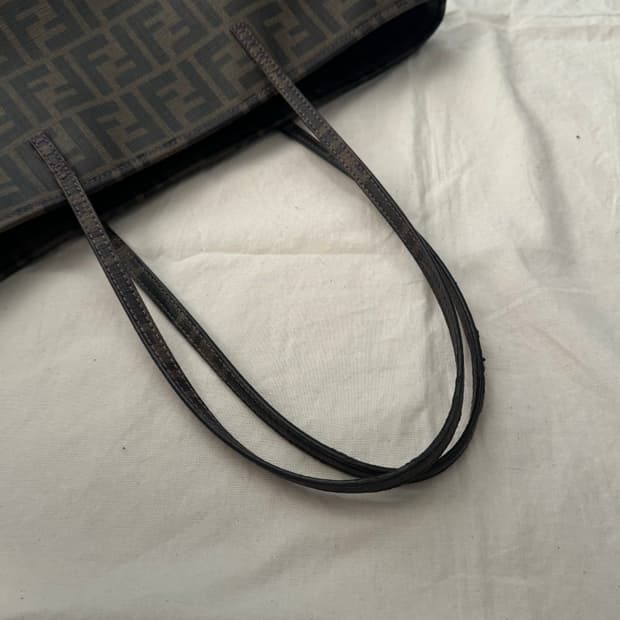 Fendi 주카 쇼퍼백