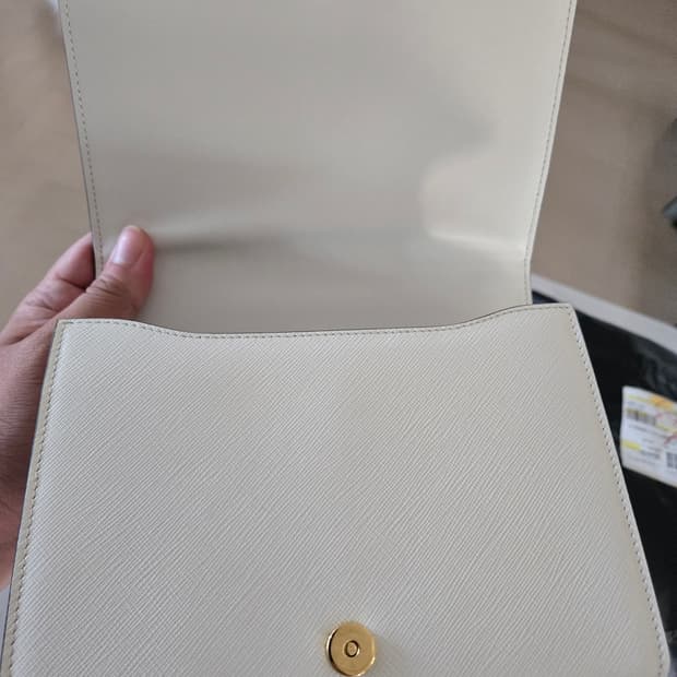 프라다 숄더백팝니당