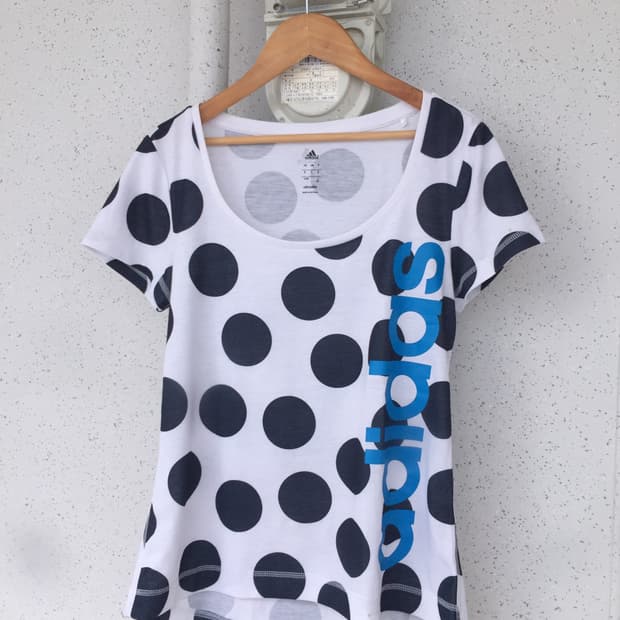 adidas deep round neck dot tee
