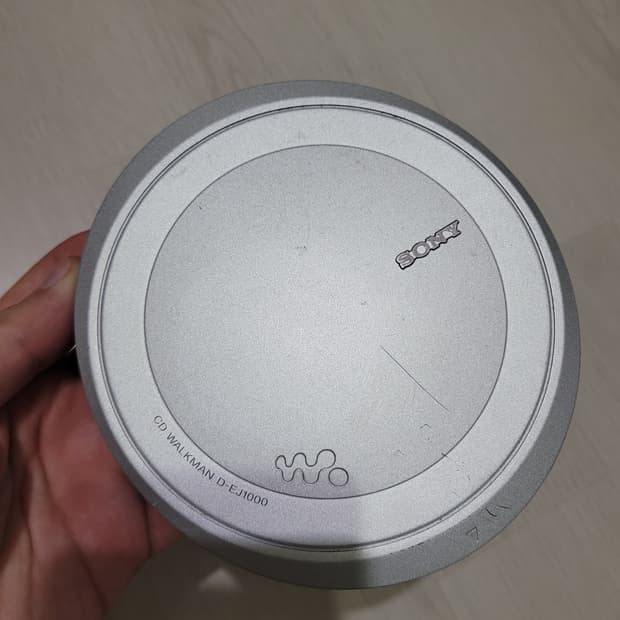 소니 CD 워크맨 D-EJ1000 실버 