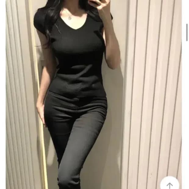 새상품 에이블리 반팔 니트 블랙