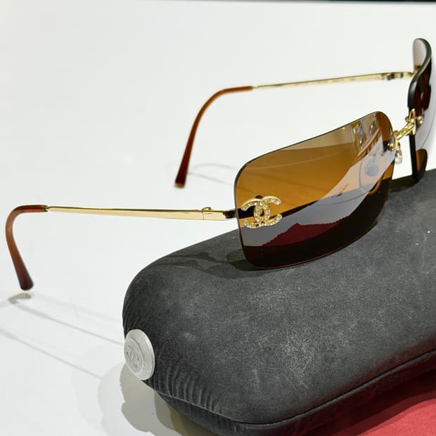 00‘s 샤넬 4017-D 빈티지 무테 선글라스