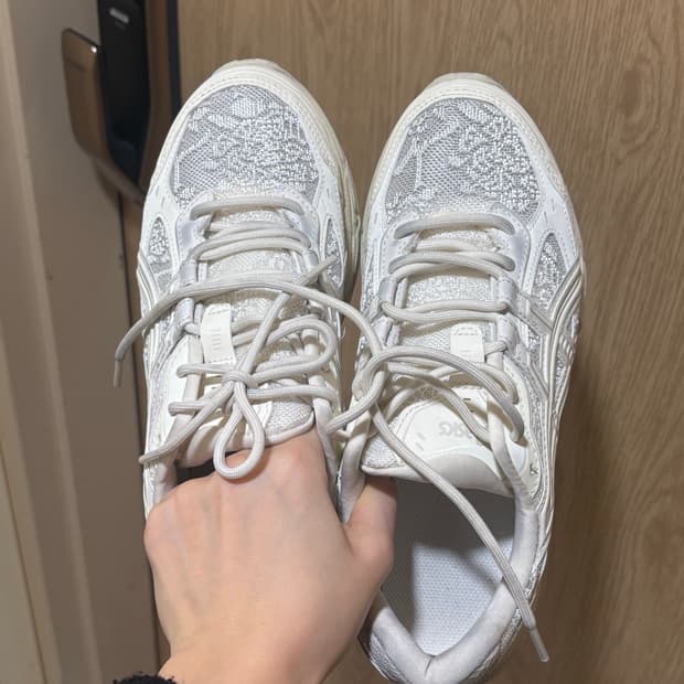 아식스 젤 누노비키 크림 퓨어 실버 245