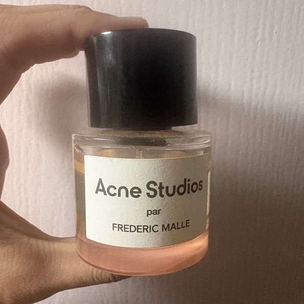 프레드릭 말 x 아크네 스튜디오 향수