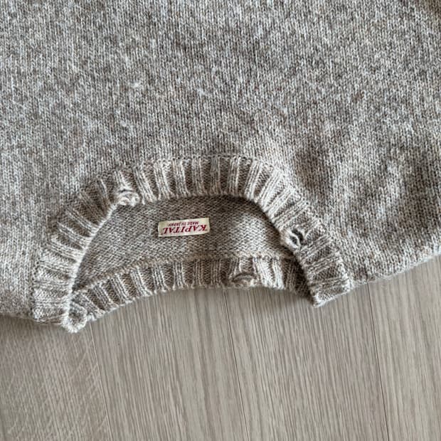 캐피탈 스마일 니트 베이지 3사이즈