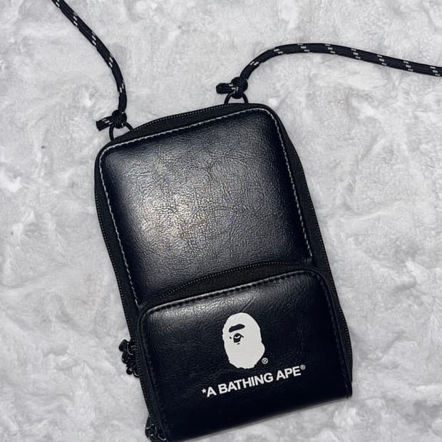 베이프 카모 스트릿 크로스백