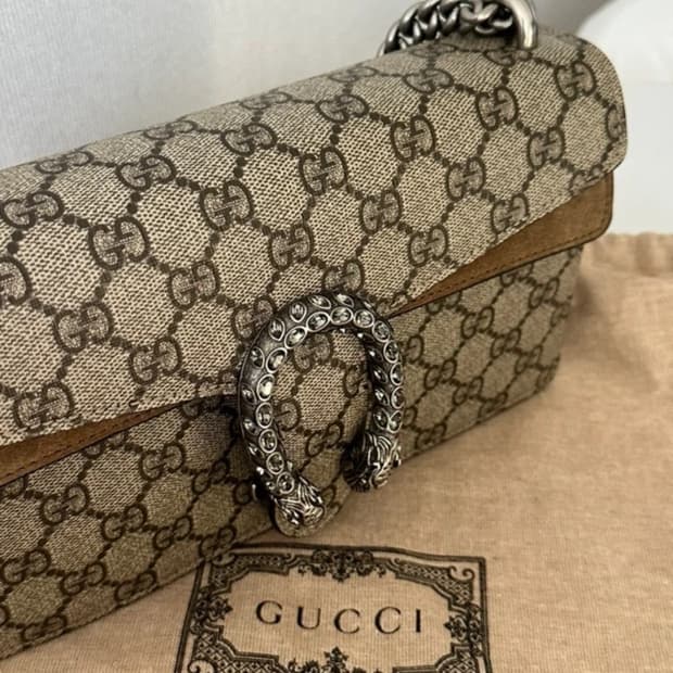 구찌  GG 스몰 직사각형 핸드백