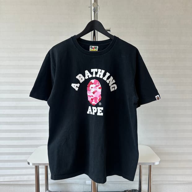 BAPE Pink Camo College Logo 반팔