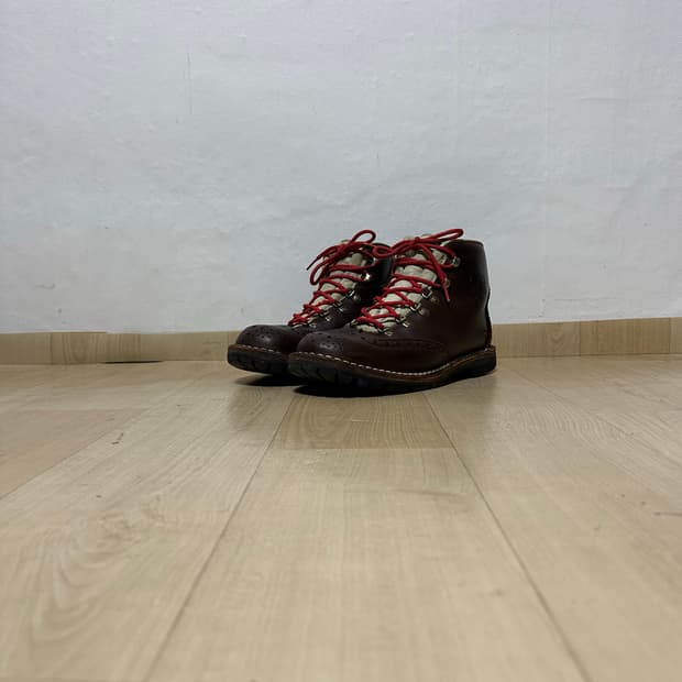 디에메 윙팁 하이탑 마운틴 부츠