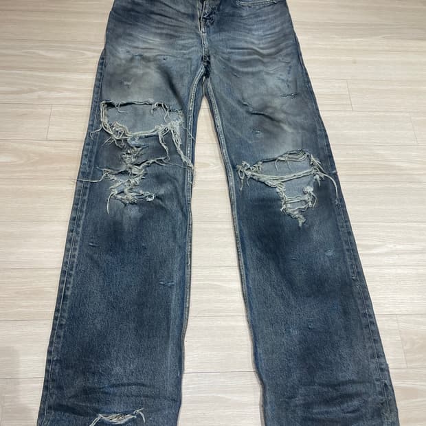 [XS] 발렌시아가 디스트로이드 데님팬츠