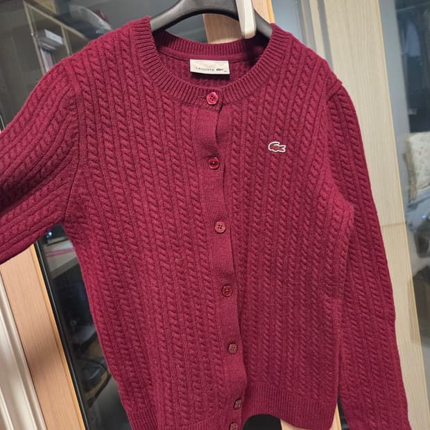 라코스테 케이블 니트 가디건 버건디