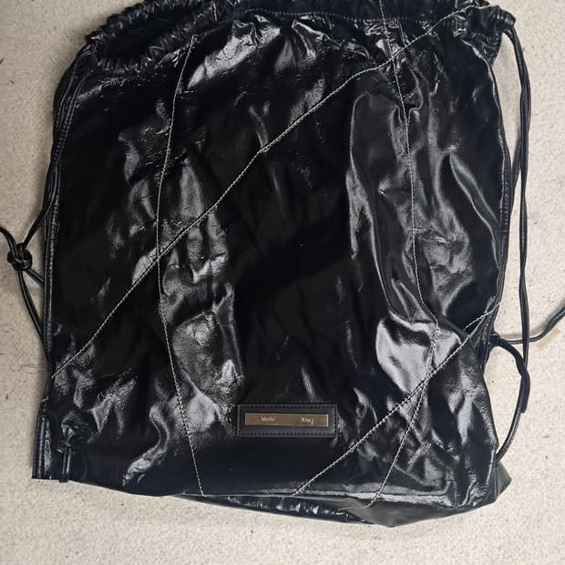 마땡킴 스트링백