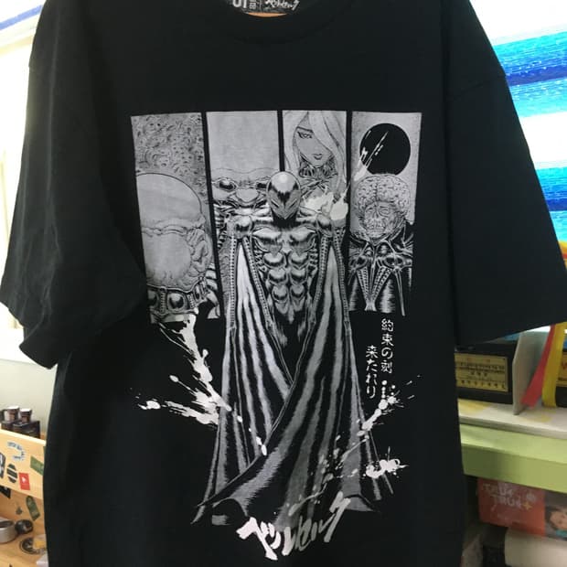 베르세르크 반팔