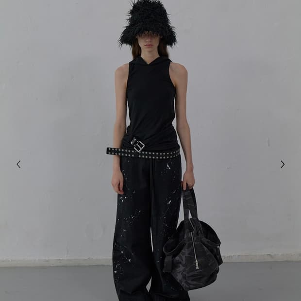 Lcdc hooded sleeveless top