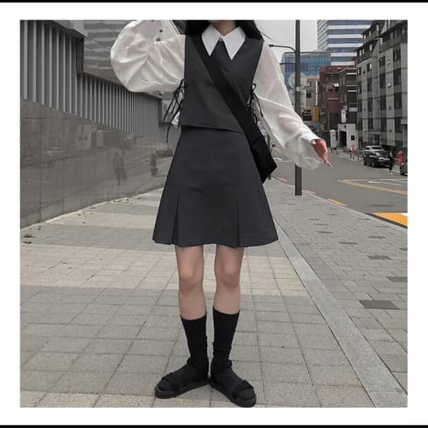 애니원모어 모던 투피스 차콜색 M