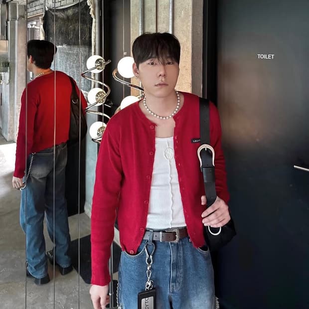 Destroyed Round Wool Knit Cardigan_[Red]