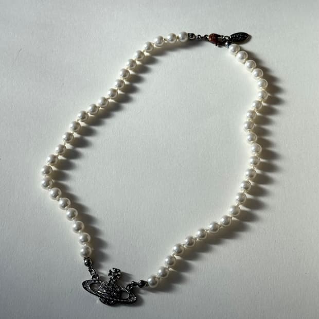 비비안웨스트우드 진주 목걸이