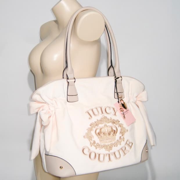 쥬시 꾸뛰르 크림&핑크 벨로아 빅 숄더백 + 하트 키 챰 💛 히메갸루 