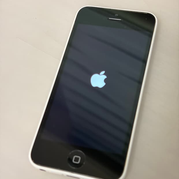 아이폰 5c 화이트 16기가 #1257 - 최상컨디션, 익일 발송