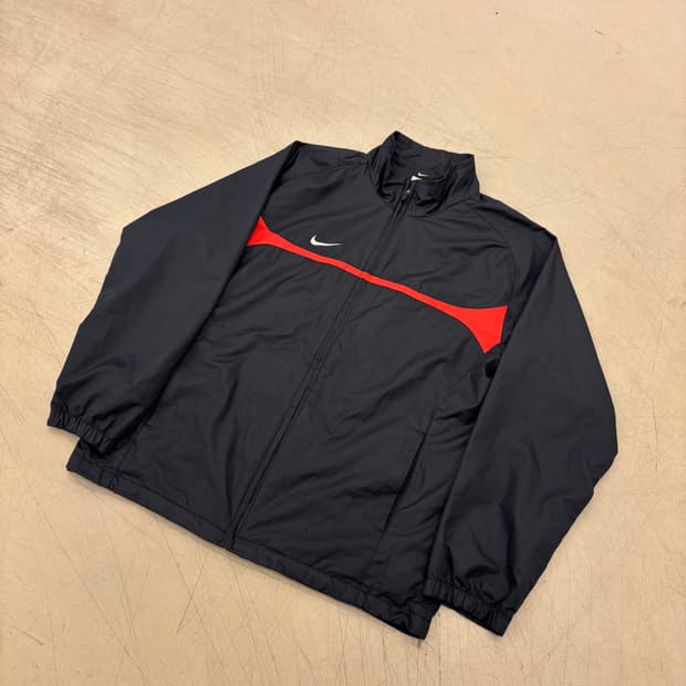 나이키 스우시 투톤 바람막이