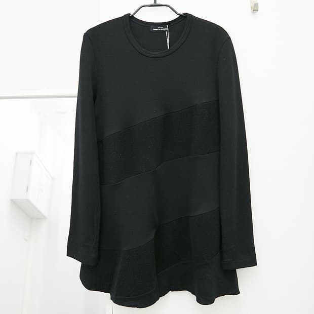 Diagonal Detail Knit Top