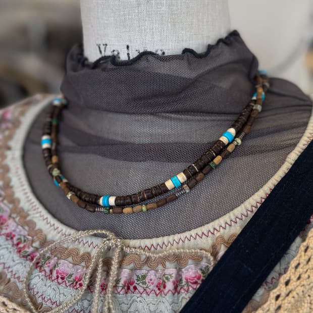 Green Wood Beaded Necklace 0273