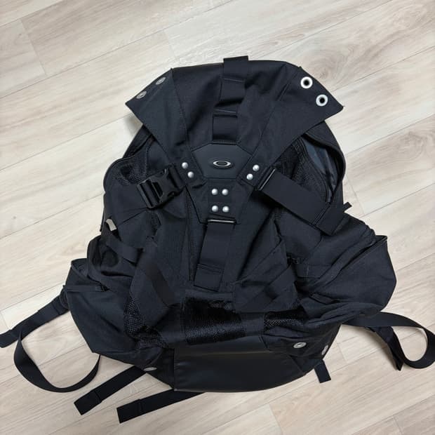 오클리 아이콘백팩