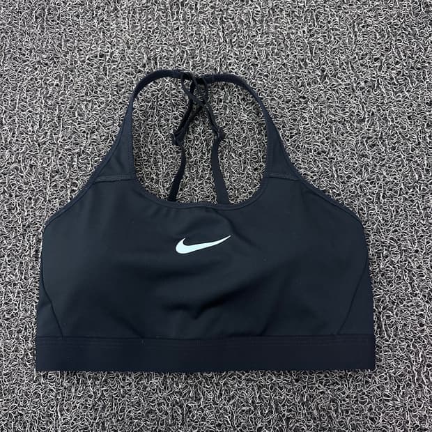NIKE 나이키 여성 스우시 패드 스포츠 브라 L