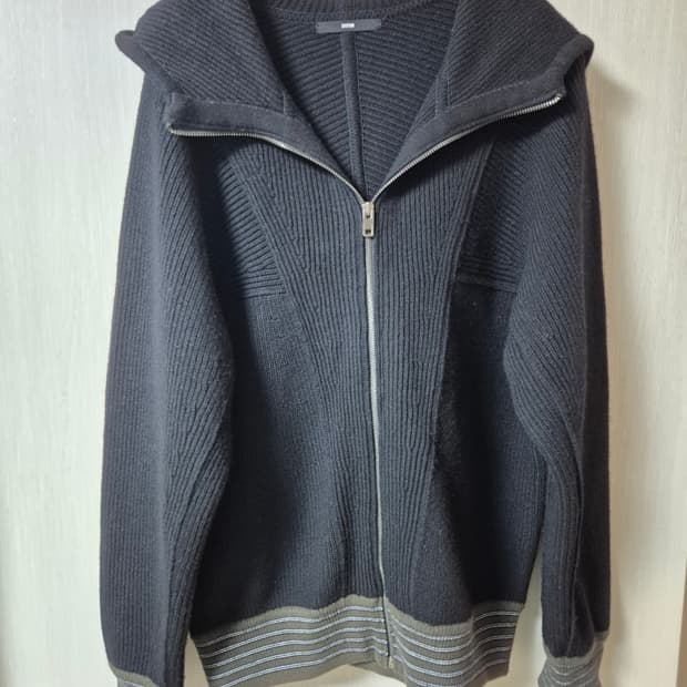 시스템 옴므 한섬 블랙 니트 집업 가디건 100 니트점퍼