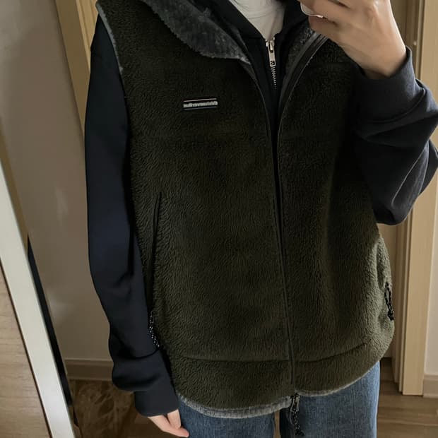 디스이즈네버댓 플리스 조끼