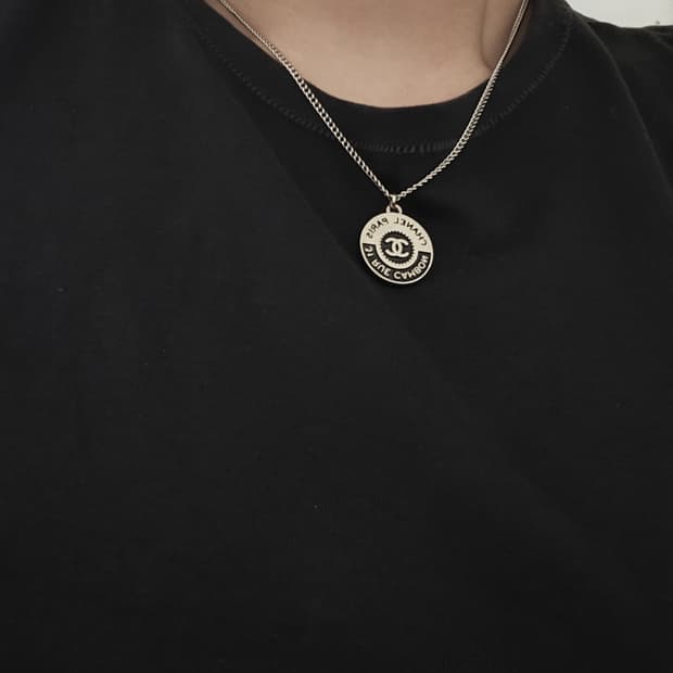 샤넬 블랙코인 빈티지 업사이클링 목걸이