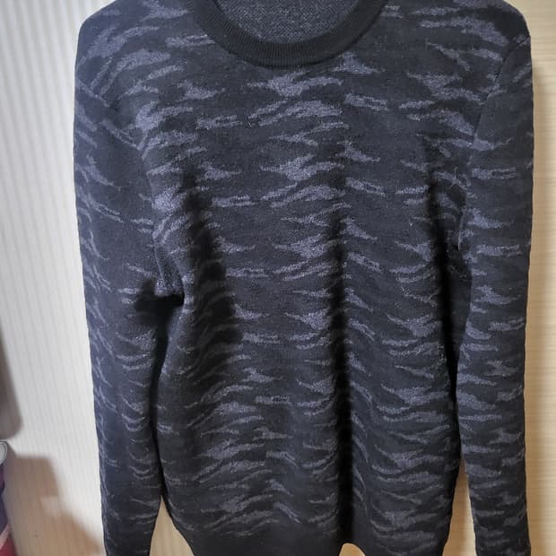 캐빈클라인니트 M