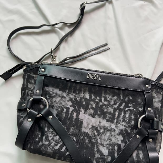 Diesel 디젤 크로스백&클러치백&리버시블 양면