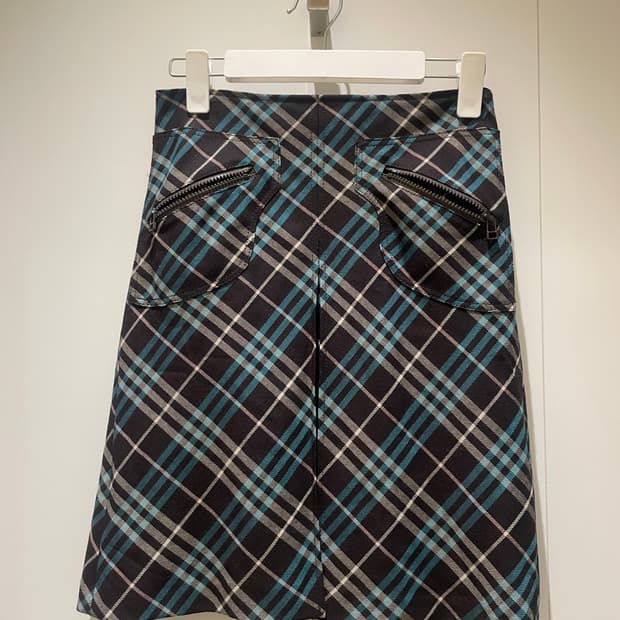 버버리 스커트 