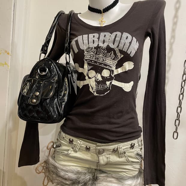 d.i.a 다이아 스컬 프린팅 브라운 롱슬리브 펑크 갸루 y2k