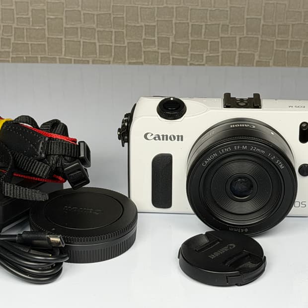 캐논 EOS M 바디 + EFM 22mm 미러리스 레트로 빈티지 카메라