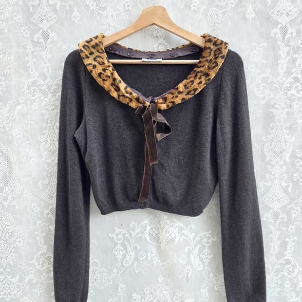 모스키노 크롭 가디건 (made in italy)