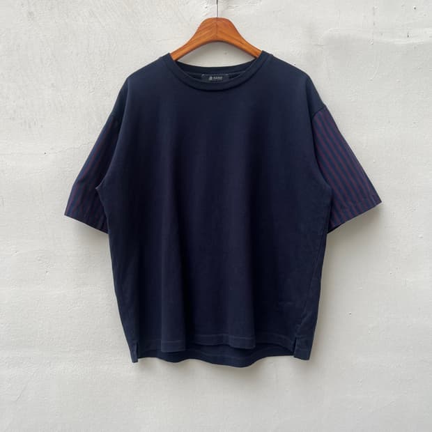 Nano Universe 스트라이프 슬리브 반팔티 