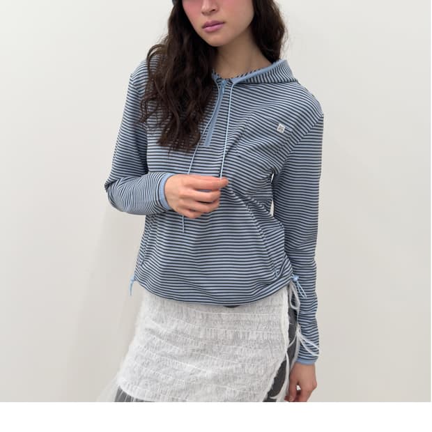 타입서비스 striped soft hoodie 구해요