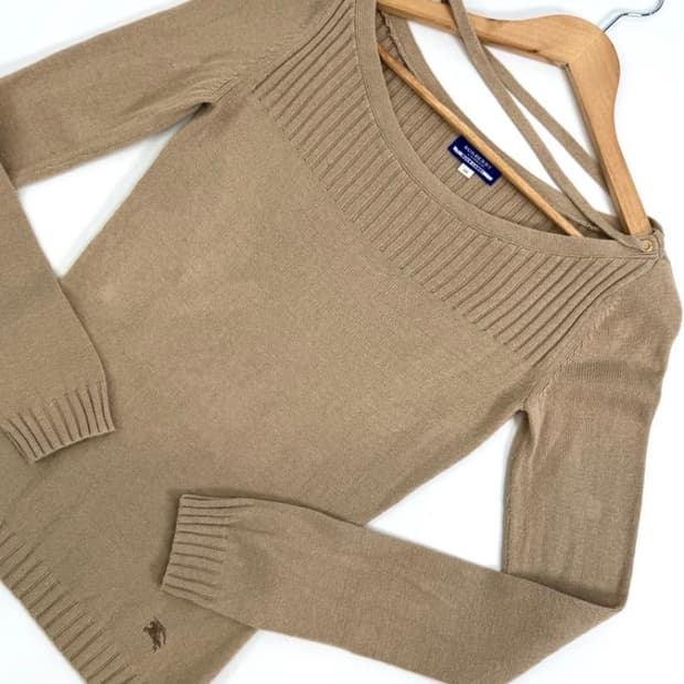 버버리 블루라벨 보트넥 스트랩 포인트 니트