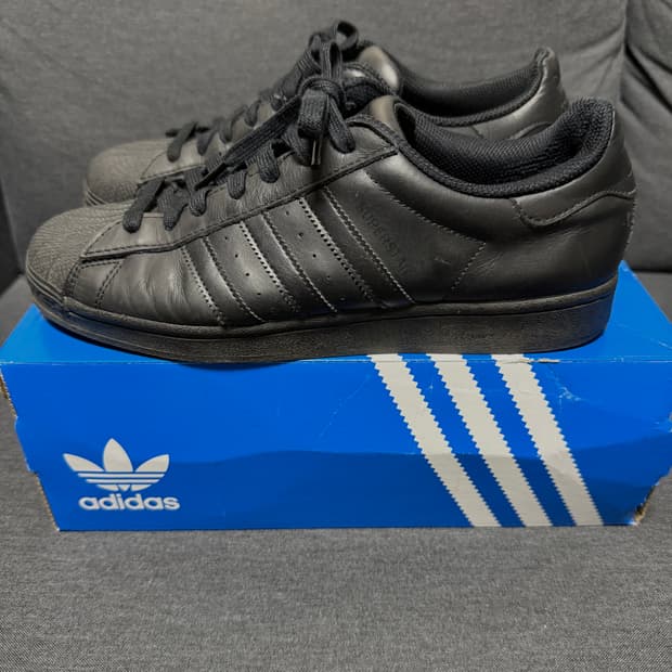 아디다스 슈퍼스타 트리플블랙 270