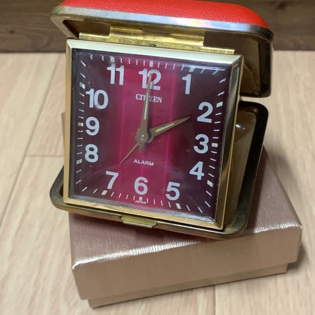 시티즌 빈티지 여행용 시계