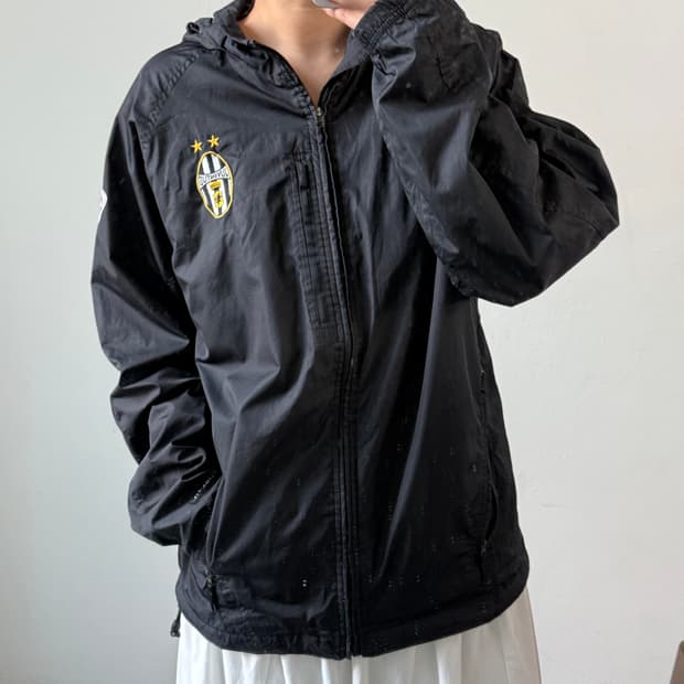 [L] 나이키 유벤투스 바람막이