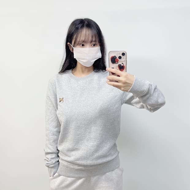 메종키츠네 폭스 헤드 크루넥 맨투맨 그레이