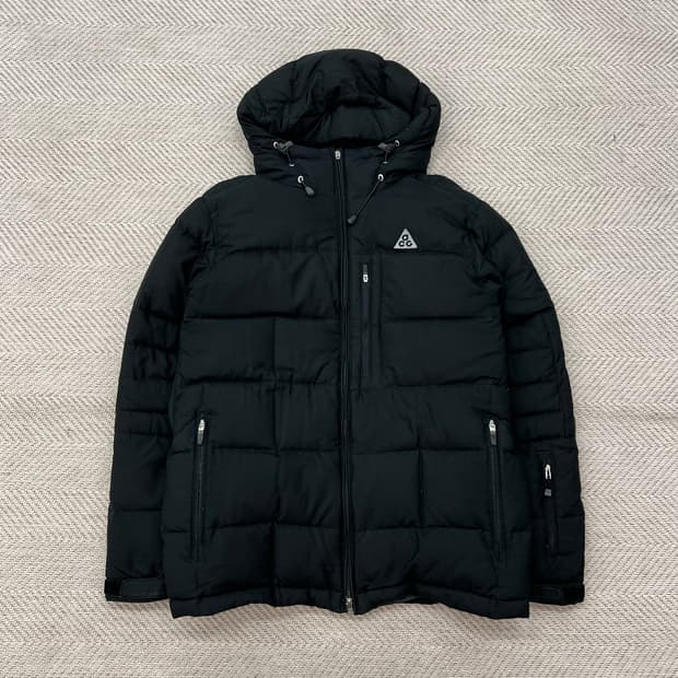 나이키 acg 구스다운 패딩 r2999