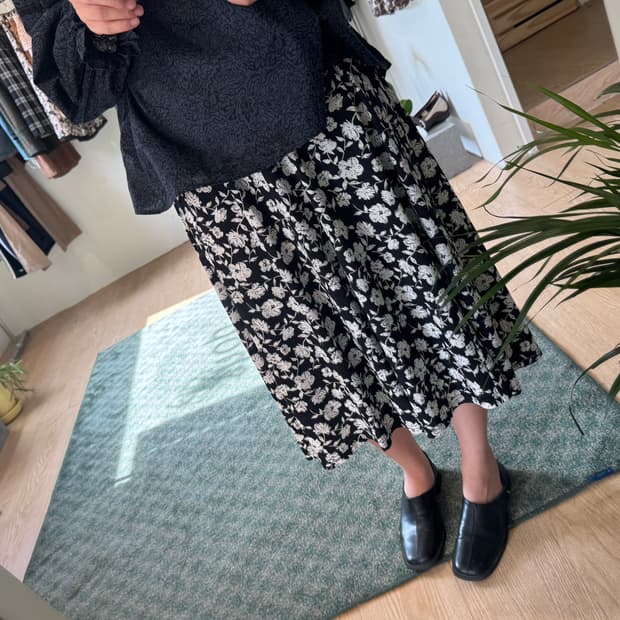 Vintage flower skirt